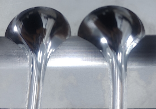 表面光潔度達(dá)鏡面級Ra0.1-2